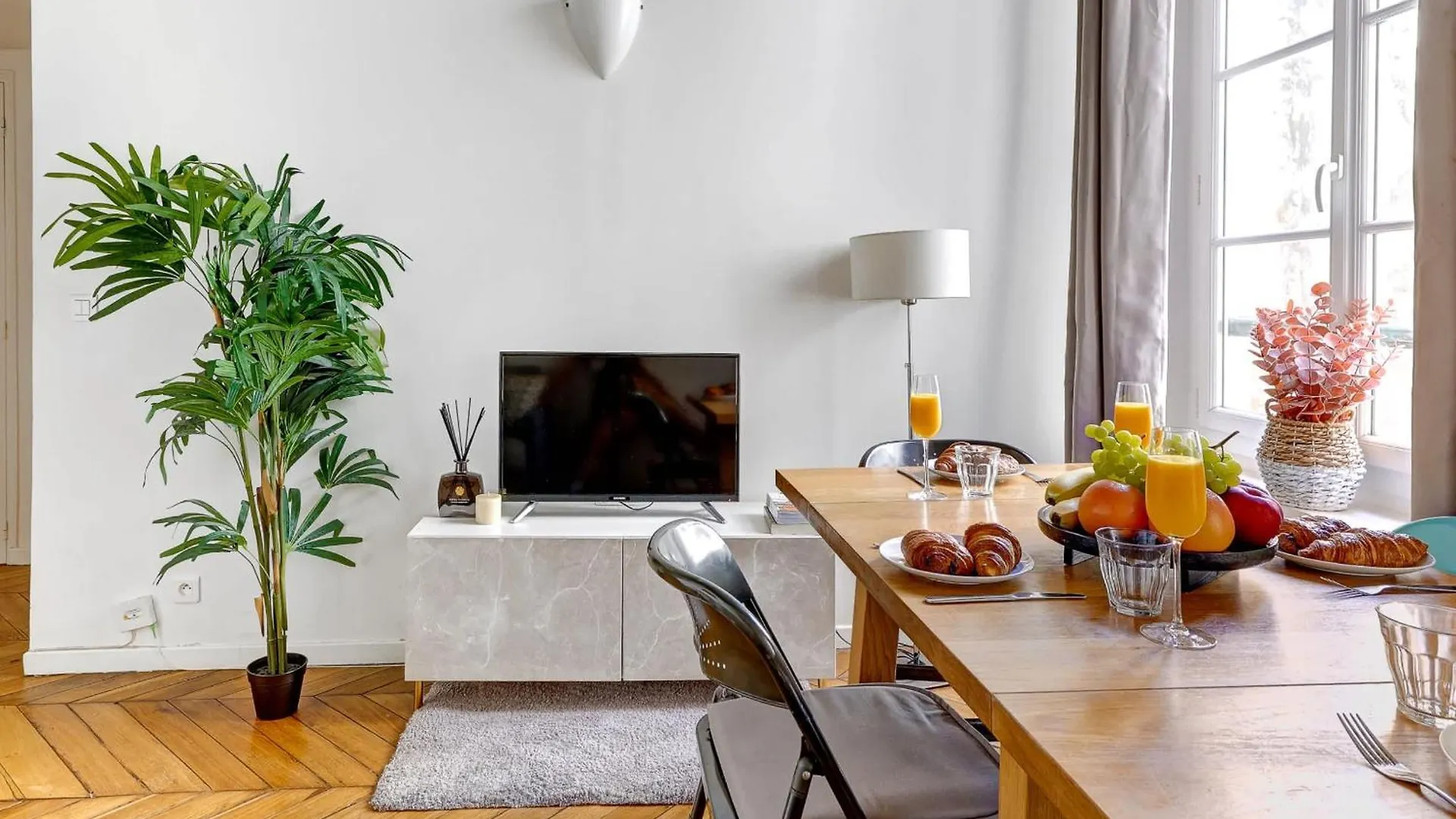 Palais Royal & Louvre - 1Br - Paris Vacation Rentals